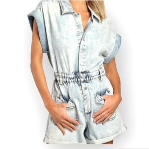 BLANKNYC Time Zone Acid Wash Denim Short Sleeve Romper Size Small NWT